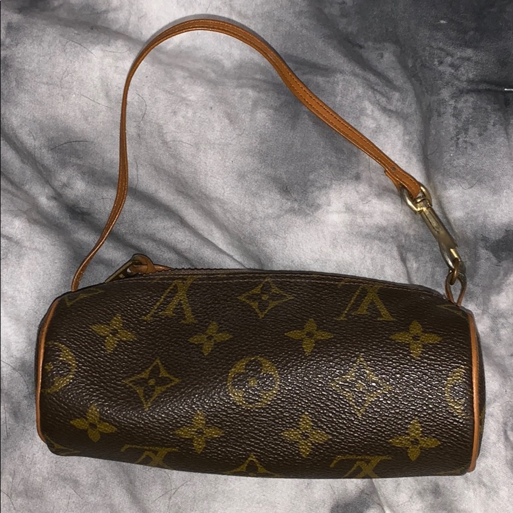 Vintage LV barrel pouch